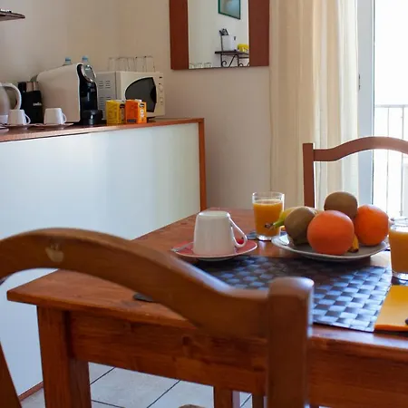 לינה וארוחת בוקר Poseidon אלגהרו